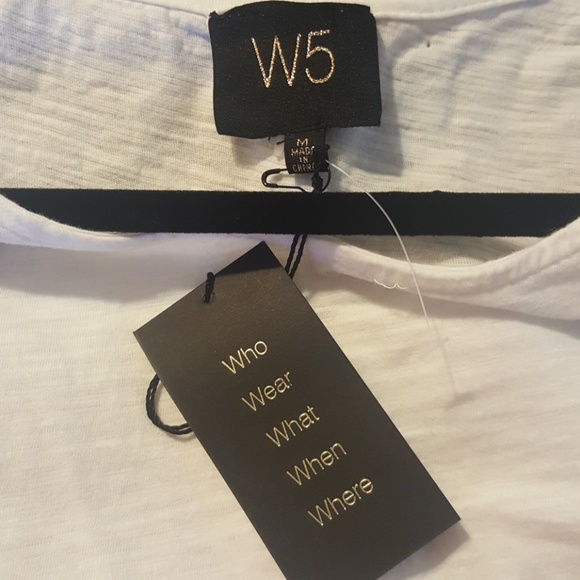 Embroidered t-shirt - Picture 3 of 4